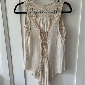 Beautiful Anthropologie Cotton lace top!